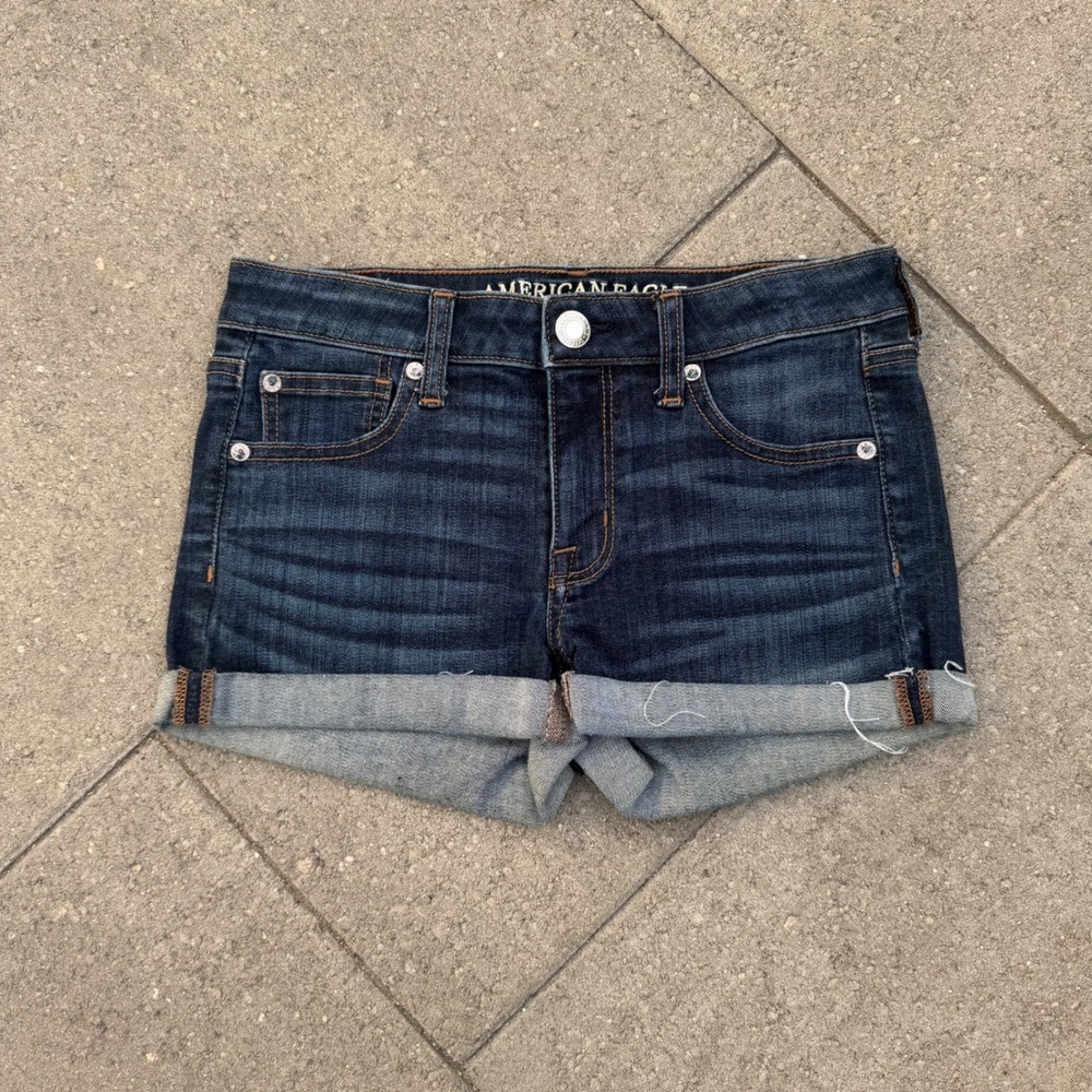 American Eagle Super Stretch Dark Wash Cuffed Denim Shorts Womens Size 4